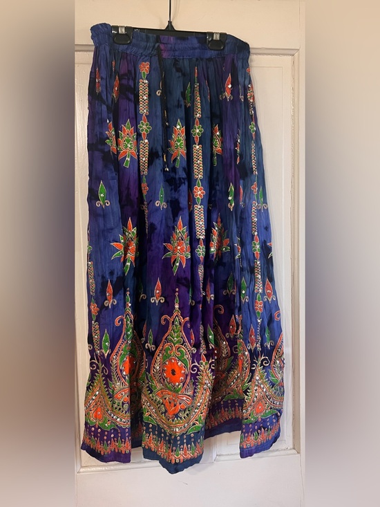 Dresses & Skirts - Bohemian Floral Maxi Skirt in Deep Purple